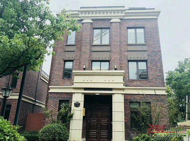 御景園·香山美墅5室3廳3衛(wèi)200平米整租毛坯